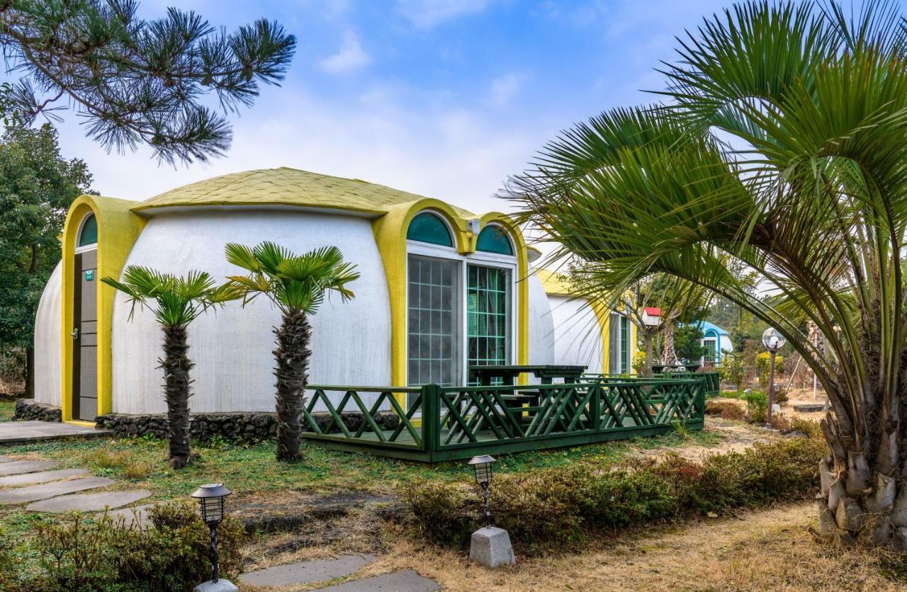 Domgrami Pension Seogwipo Exterior foto